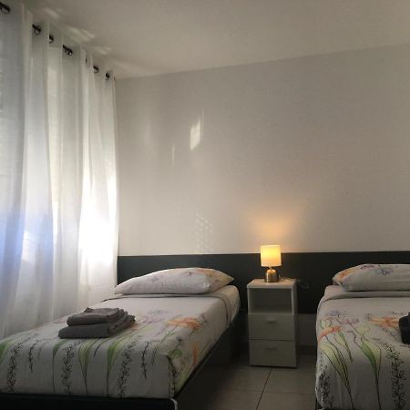 Studios Lora Rm 860 Saint-Louis  Extérieur photo